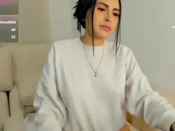 Chaturbate Best Webcam of petite_linda