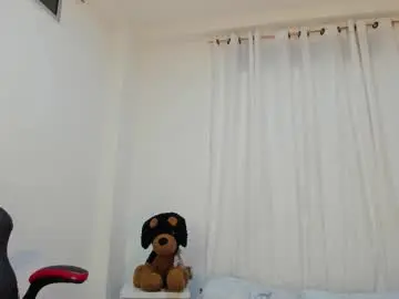 Chaturbate Nude Webcam of ana_maria__25