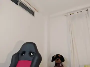 Chaturbate Nude Webcam of ana_maria__25