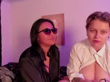 Chaturbate Sex Chat of crazy_cakes_