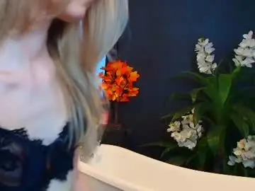 Chaturbate Adult Video Chat of roxanne_joy