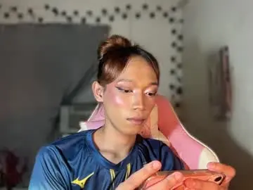 Chaturbate Live Sex Cam of urhotfemboi_jayjay