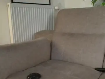 Chaturbate Live Sex Cam of xoxo_cherry1