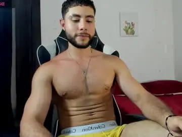 Chaturbate Live Porn of bryan_oficials