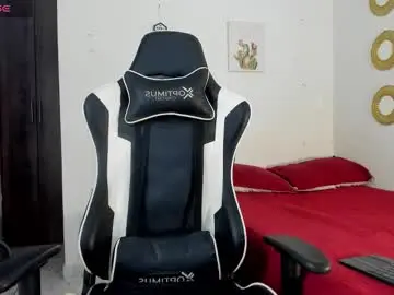 Chaturbate Best live sex cam show of bryan_oficials