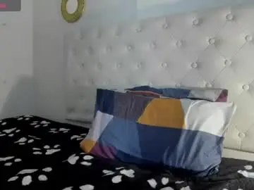 Chaturbate Live Sex Cam of bryan_oficials