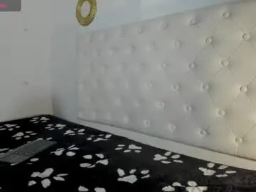 Chaturbate Live Sex Cam of bryan_oficials