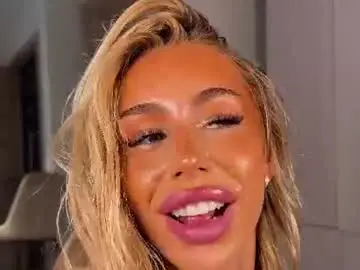 Chaturbate Live Sex of creambaby1