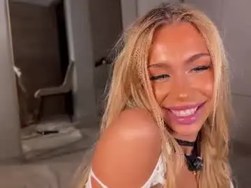 Chaturbate Watch Live Sex Cams of creambaby1