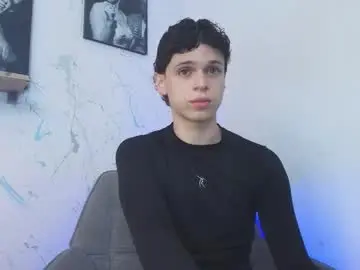 Chaturbate Sex Cam of mykelcano