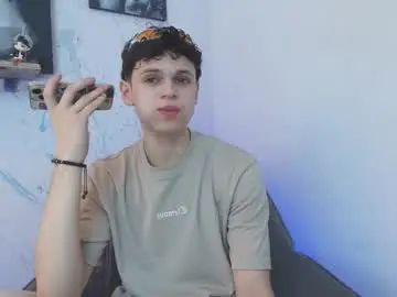 Chaturbate Free Porn Cam of mykelcano