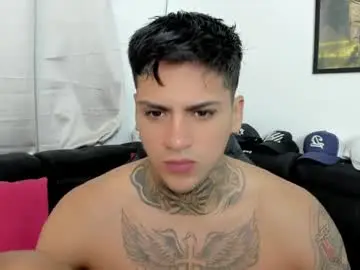 Chaturbate Live Sex Cam of sweetlatinoboy