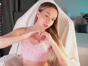 Chaturbate Nude Webcam of alodiaacomb