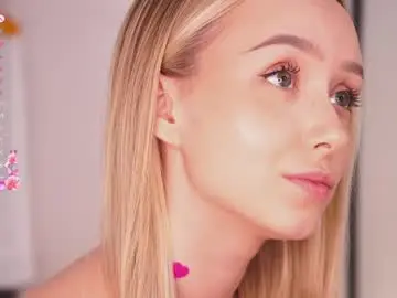 Chaturbate Live Sex of alodiaacomb