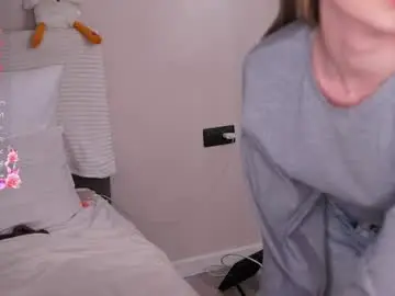 Chaturbate Sex Chat of alodiaacomb