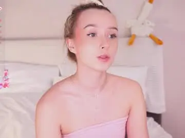 Chaturbate Nude Webcam of alodiaacomb