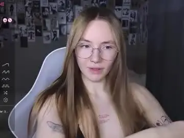 Chaturbate Live Sex of littlevildevil