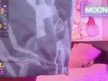 Chaturbate Adult Webcam of moonfiredance