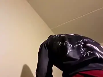 Chaturbate Free Live Porn of olliebennit