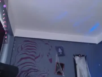 Chaturbate Live Sex Cam of regina_iris