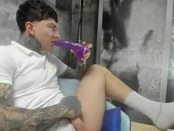 Chaturbate Free Porn Cam of gury_tattoo