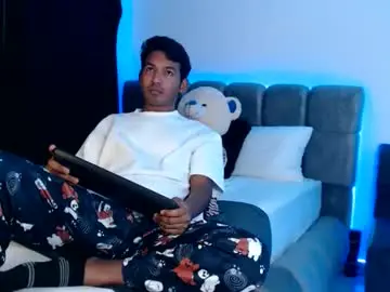 Chaturbate Free Live Porn of luca_vegas