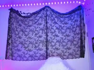 Chaturbate Sex Chat of lunagothgirl