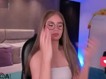 Chaturbate Live Sex Cam of arinextdoor