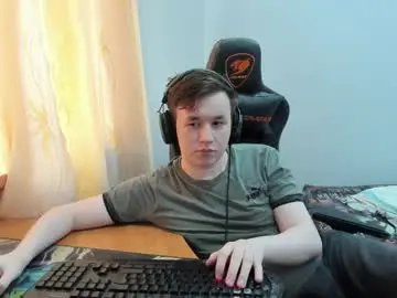 Chaturbate Live Sex Cam of iliaskrislove