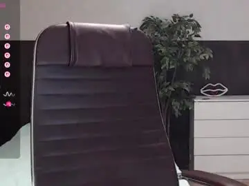 Chaturbate Live Sex Cam of sexy_red_foxx