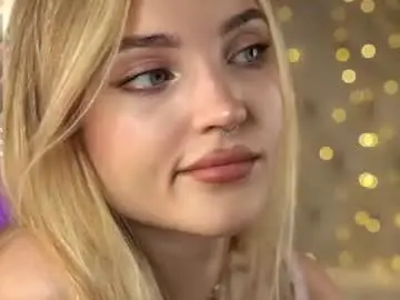 Chaturbate Live Sex Cam of beckymadsons