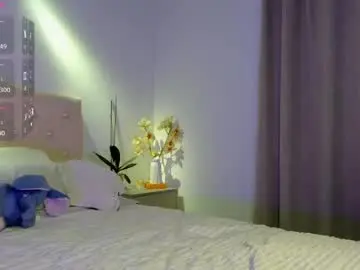 Chaturbate Live Porn of holly_444