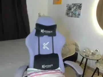 Chaturbate Free Porn Cam of juli_santos_22