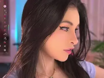 Chaturbate Live Sex Cam of lau__1