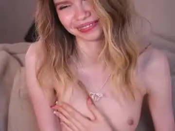 Chaturbate Live Sex of shelleyborom