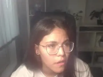 Chaturbate Live Sex Cam of anda_here