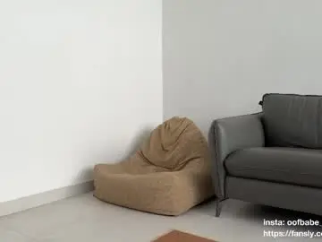 Chaturbate Live Sex Cam of oofbabe__