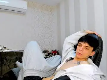 Chaturbate Watch Live Sex Cams of clarkbev