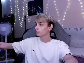 Chaturbate Free Porn Cam of danny_fox888