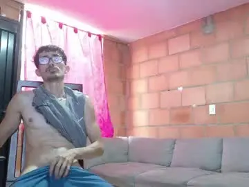 Chaturbate Live Porn of jhosuamoore2