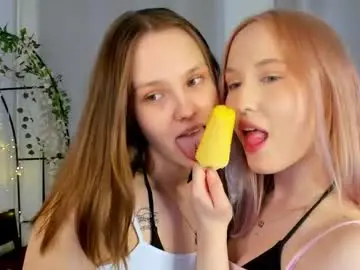 Chaturbate Adult Webcam of lisaluve