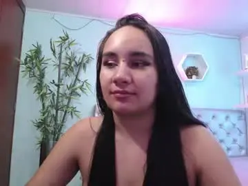 Chaturbate Sex Chat of maylin_hornyy19