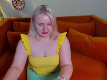 Chaturbate Best live sex cam show of lioraardyn