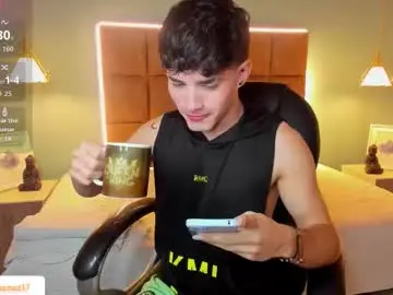 Chaturbate Adult Video Chat of alejootwink