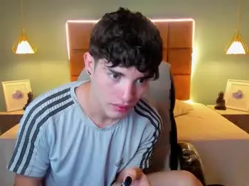 Chaturbate Live Sex of alejootwink