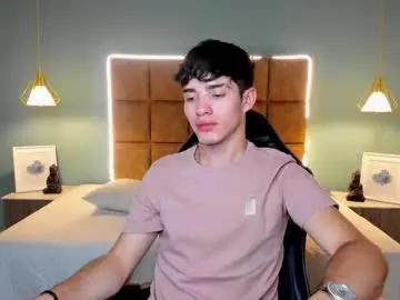 Chaturbate Best Webcam of alejootwink