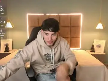 Chaturbate Adult Webcam of alejootwink