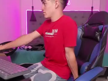 Chaturbate Adult Webcams of alejootwink