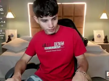 Chaturbate Adult Video Chat of alejootwink