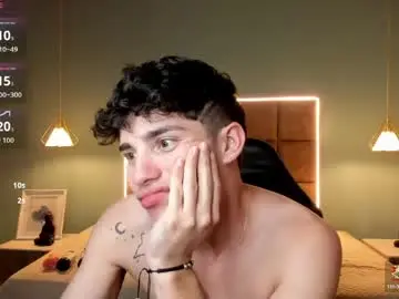 Chaturbate Adult Video Chat of alejootwink